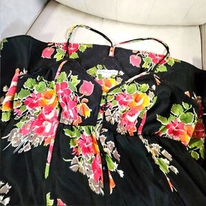 American Eagle floral black flowy strappy dress  button up front never worn LG